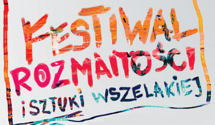 Przed nami. Festiwal Rozmaitości i Sztuki Wszelakiej oraz plenerowe kino w Woźnikach.