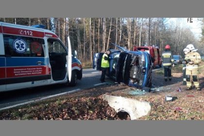 Groźny wypadek między Koszęcinem a Boronowem. Poszkodowana w szpitalu.