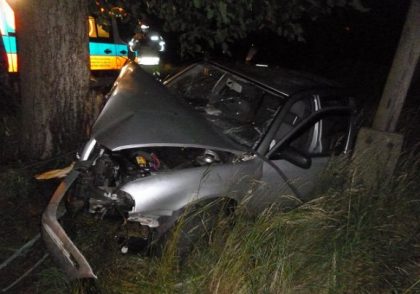 Groźny wypadek drogowy w Droniowicach. 22-latka z Lublińca przetransportowana do szpitala