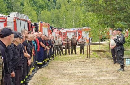 Kalina: Strażacy z terenu powiatu lublinieckiego doskonalili metody gaszenia pożarów na terenach leśnych [ZDJĘCIA]