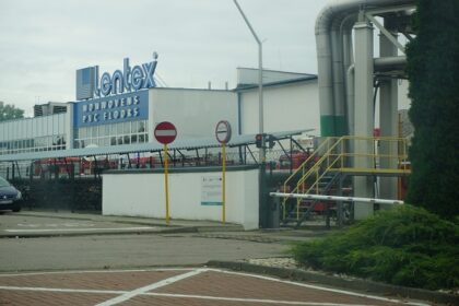 Zadymienie na terenie zakładu Lentex w Lublińcu. Systemy bezpieczeństwa skutecznie zmniejszyły ryzyko wybuchu pożaru
